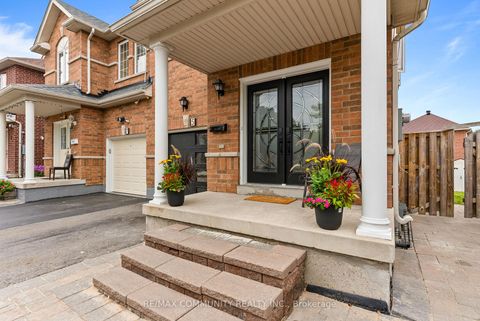 Photo 8 at 5 White Heather Boulevard, Agincourt North, Toronto