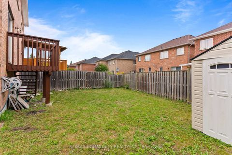 Photo 11 at 5 White Heather Boulevard, Agincourt North, Toronto