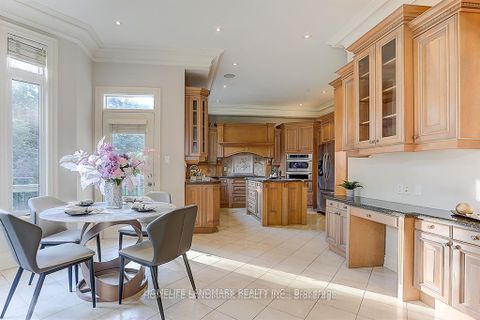 Photo 9 at 34 Moccasin Trail, Don Mills, Toronto