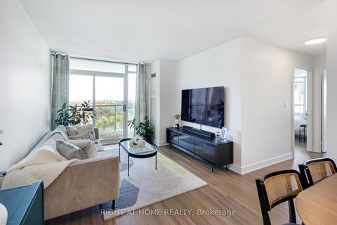 Photo 4 at Lph02 - 16 Harrison Garden Boulevard, Willowdale East, Toronto