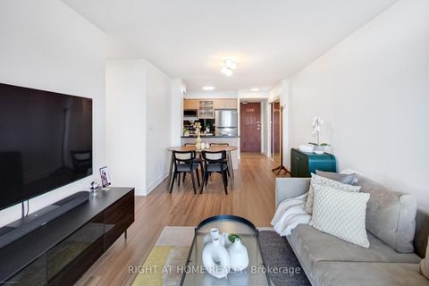 Photo 6 at Lph02 - 16 Harrison Garden Boulevard, Willowdale East, Toronto