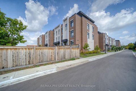 Photo 2 at U232 - 9580 Islington Avenue, Sonoma Heights, Vaughan