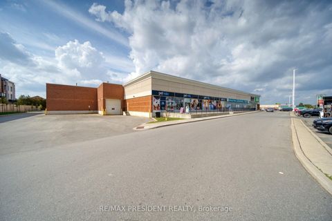 Photo 41 at U232 - 9580 Islington Avenue, Sonoma Heights, Vaughan