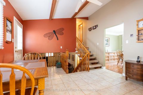 Photo 5 at 10 Grand Place, Allandale Heights, Barrie