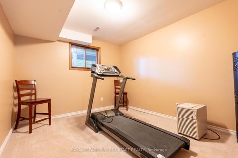 Photo 13 at 10 Grand Place, Allandale Heights, Barrie Photo 13 at 10 Grand Place, Allandale Heights, Barrie