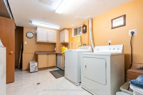 Photo 15 at 10 Grand Place, Allandale Heights, Barrie Photo 15 at 10 Grand Place, Allandale Heights, Barrie