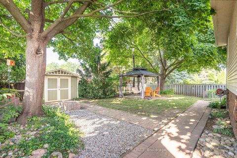 Photo 18 at 10 Grand Place, Allandale Heights, Barrie