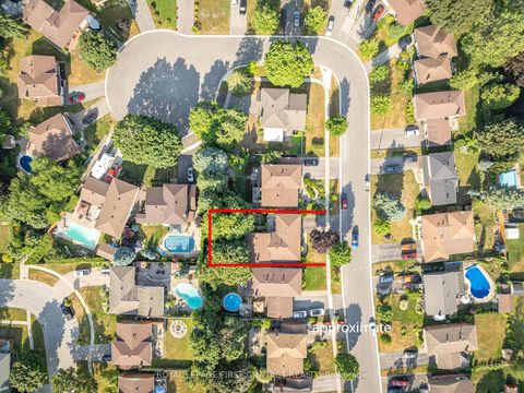 Photo 24 at 10 Grand Place, Allandale Heights, Barrie