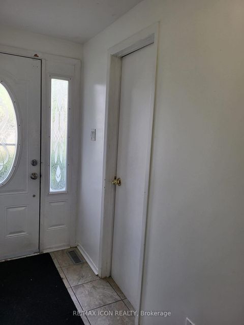 Photo 10 at 351 Trudelle Street, Eglinton East, Toronto