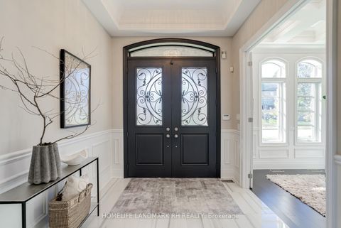 Photo 1 at 5 Finesse Court, Oak Ridges Lake Wilcox, Richmond Hill