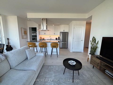 Photo 11 at 413 - 10 Gatineau Drive, Beverley Glen, Vaughan