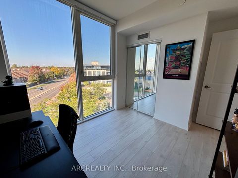 Photo 16 at 413 - 10 Gatineau Drive, Beverley Glen, Vaughan