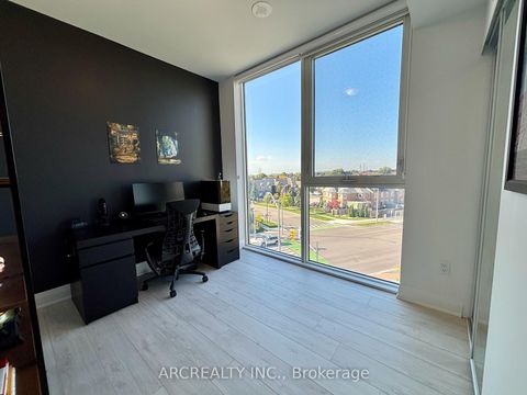 Photo 17 at 413 - 10 Gatineau Drive, Beverley Glen, Vaughan