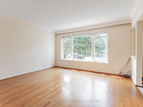 Photo 6 at 64 Rockport Crescent, Crosby, Richmond Hill