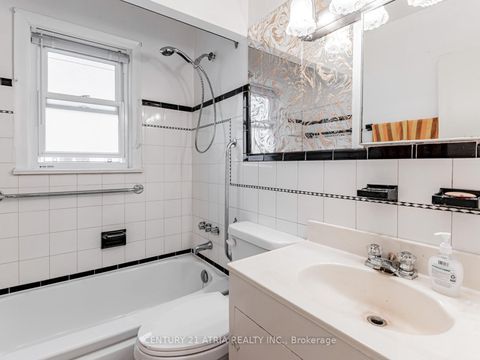 Photo 17 at 64 Rockport Crescent, Crosby, Richmond Hill