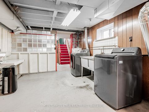 Photo 25 at 64 Rockport Crescent, Crosby, Richmond Hill