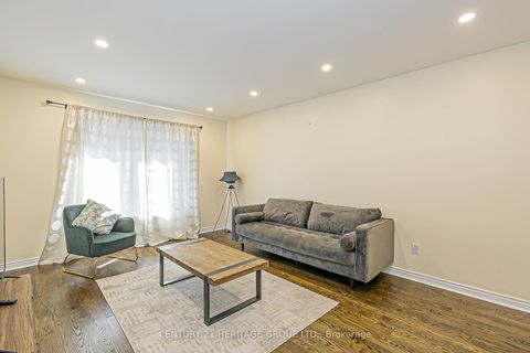 Photo 3 at 741 College Manor Drive, College Manor, Newmarket