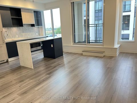 Photo 1 at 127 - 3020 Trailside Drive, GO Glenorchy, Oakville