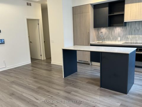 Photo 4 at 127 - 3020 Trailside Drive, GO Glenorchy, Oakville