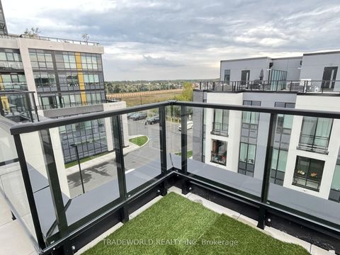 Photo 7 at 127 - 3020 Trailside Drive, GO Glenorchy, Oakville