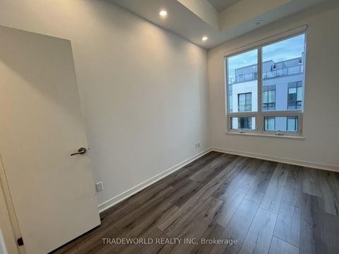 Photo 12 at 127 - 3020 Trailside Drive, GO Glenorchy, Oakville