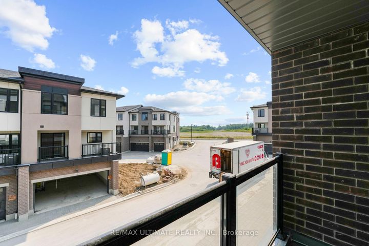 Photo 6 at 1310 - 1695 Dersan Street, Duffin Heights, Pickering