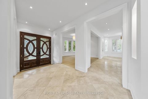 Photo 3 at 125 Kingsdale Avenue, Willowdale East, Toronto