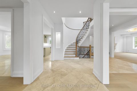 Photo 4 at 125 Kingsdale Avenue, Willowdale East, Toronto