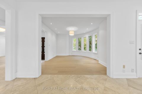 Photo 12 at 125 Kingsdale Avenue, Willowdale East, Toronto