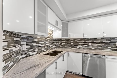 Photo 7 at 113 - 5 Weldrick Road W, North Richvale, Richmond Hill