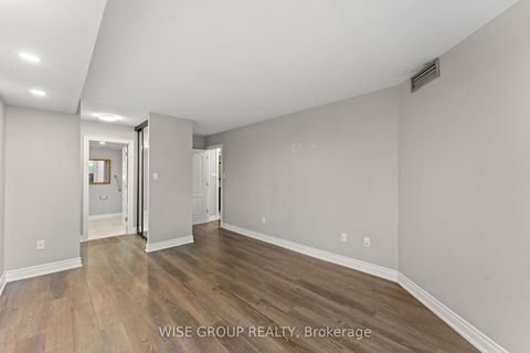 Photo 34 at 113 - 5 Weldrick Road W, North Richvale, Richmond Hill