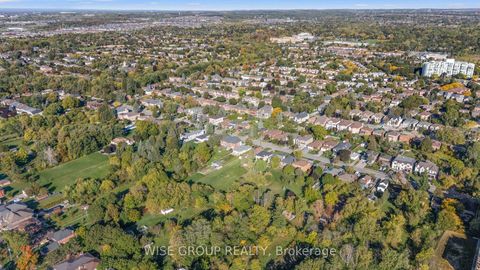 Photo 49 at 113 - 5 Weldrick Road W, North Richvale, Richmond Hill