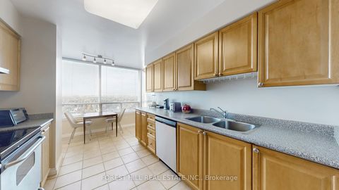 Photo 14 at 1109 - 110 Promenade Circle, Brownridge, Vaughan