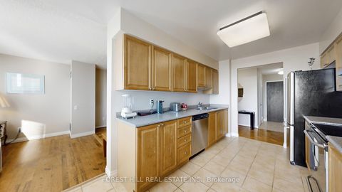 Photo 18 at 1109 - 110 Promenade Circle, Brownridge, Vaughan