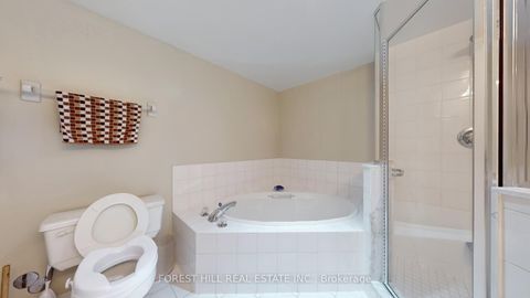 Photo 24 at 1109 - 110 Promenade Circle, Brownridge, Vaughan