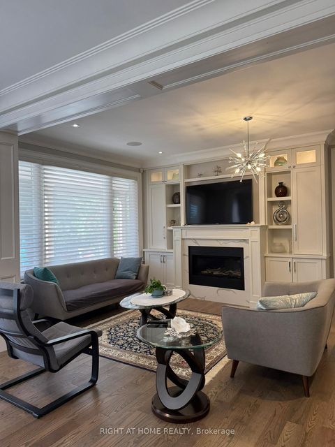 Photo 14 at 6 Burnelm Drive, City Centre West, Toronto