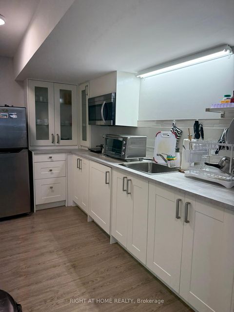 Photo 33 at 6 Burnelm Drive, City Centre West, Toronto