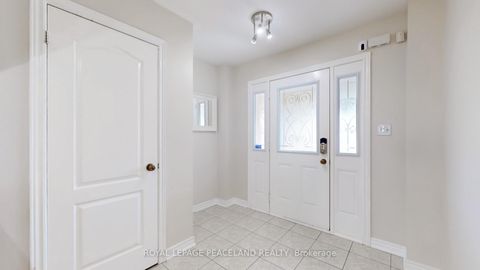 Photo 17 at 16 Lealinds Road, Patterson, Vaughan