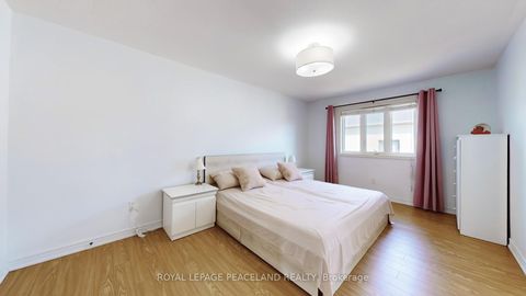 Photo 20 at 16 Lealinds Road, Patterson, Vaughan