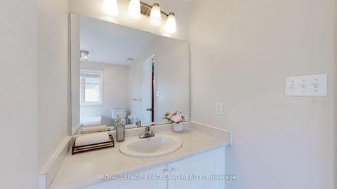 Photo 24 at 16 Lealinds Road, Patterson, Vaughan