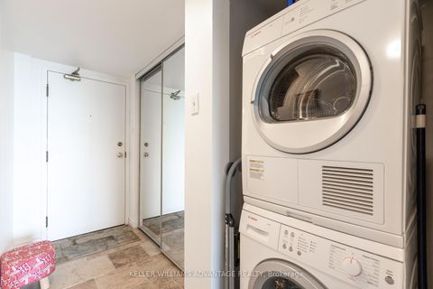 Photo 3 at 404 - 117 Gerrard Street E, Yonge Corridor, Toronto