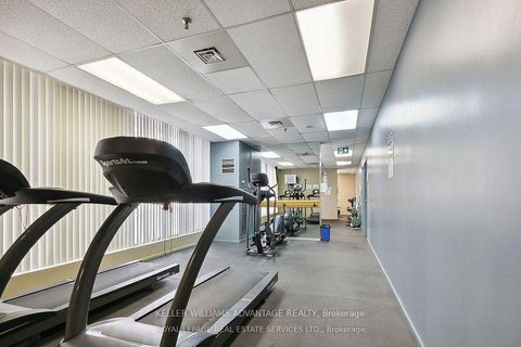 Photo 15 at 404 - 117 Gerrard Street E, Yonge Corridor, Toronto