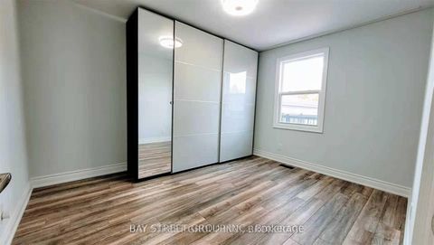 Photo 13 at 168 Regent Road, CFB, Toronto