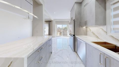 Photo 12 at 246 Lauderdale Drive, Patterson, Vaughan