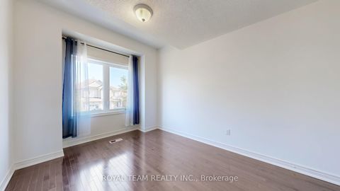 Photo 24 at 246 Lauderdale Drive, Patterson, Vaughan