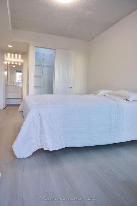 Photo 14 at 2205 - 750 Bay Street, Bay Street Corridor, Toronto