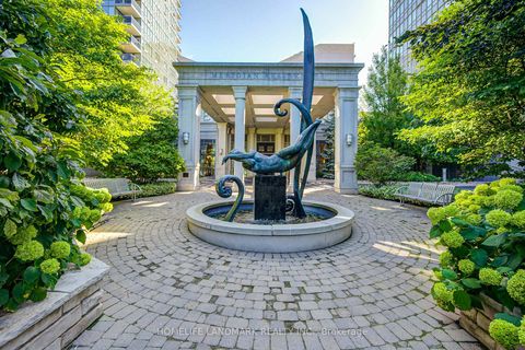 Photo 1 at 1011 - 15 Greenview Avenue, Newtonbrook West, Toronto