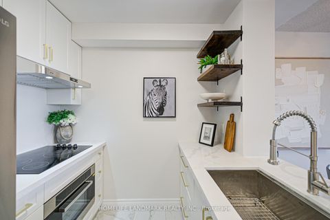 Photo 9 at 1011 - 15 Greenview Avenue, Newtonbrook West, Toronto