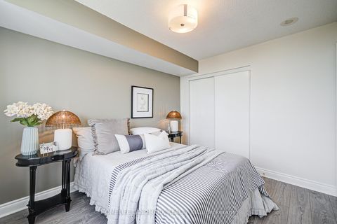 Photo 25 at 1011 - 15 Greenview Avenue, Newtonbrook West, Toronto