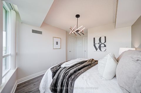 Photo 31 at 1011 - 15 Greenview Avenue, Newtonbrook West, Toronto